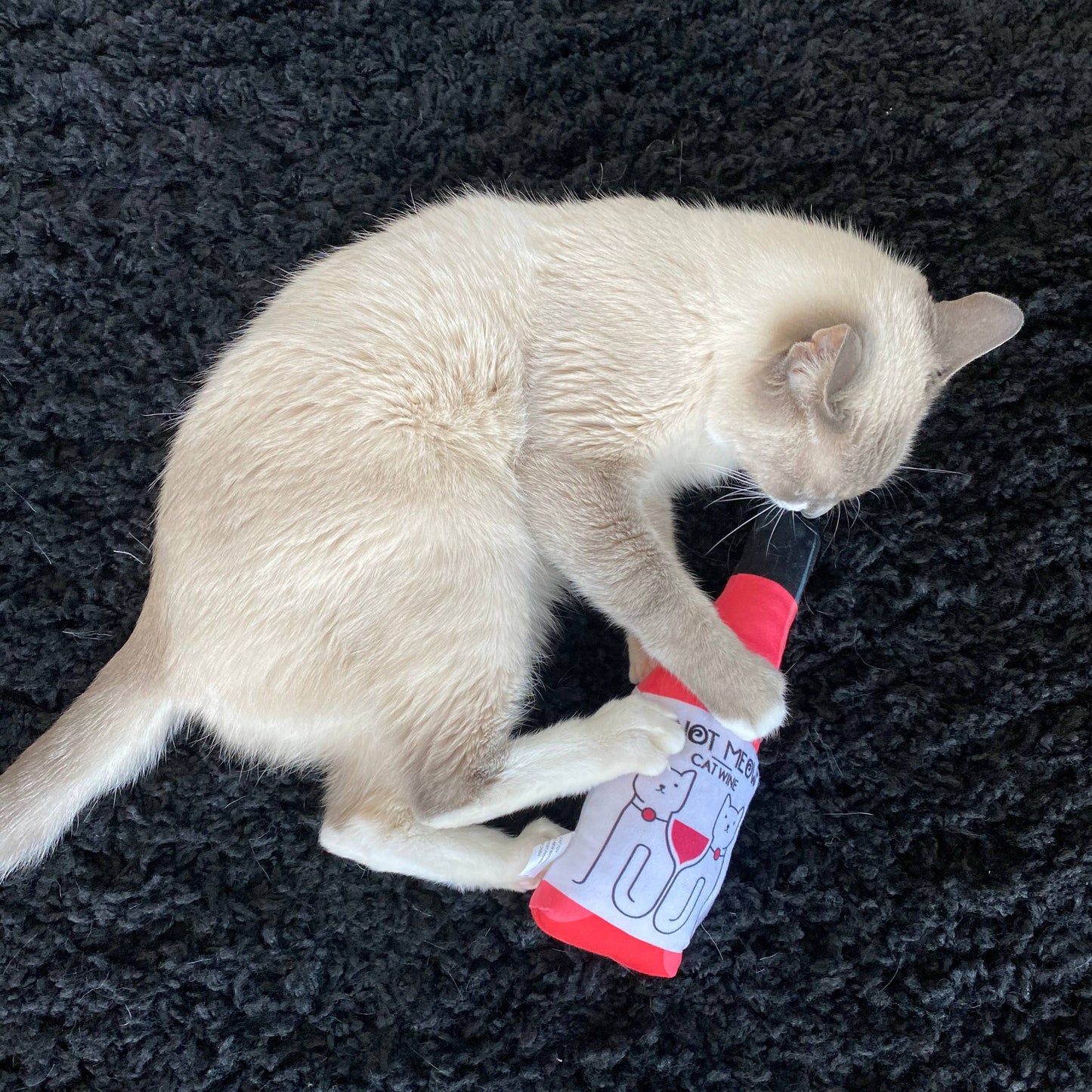 Purring Wine Catnip Kicker Toy